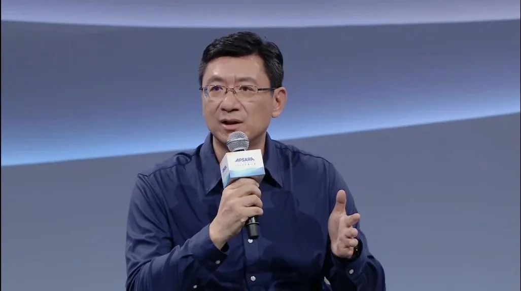 o1发布后，信息量最大的圆桌对话：杨植麟、姜大昕、朱军探讨大模型技术路径