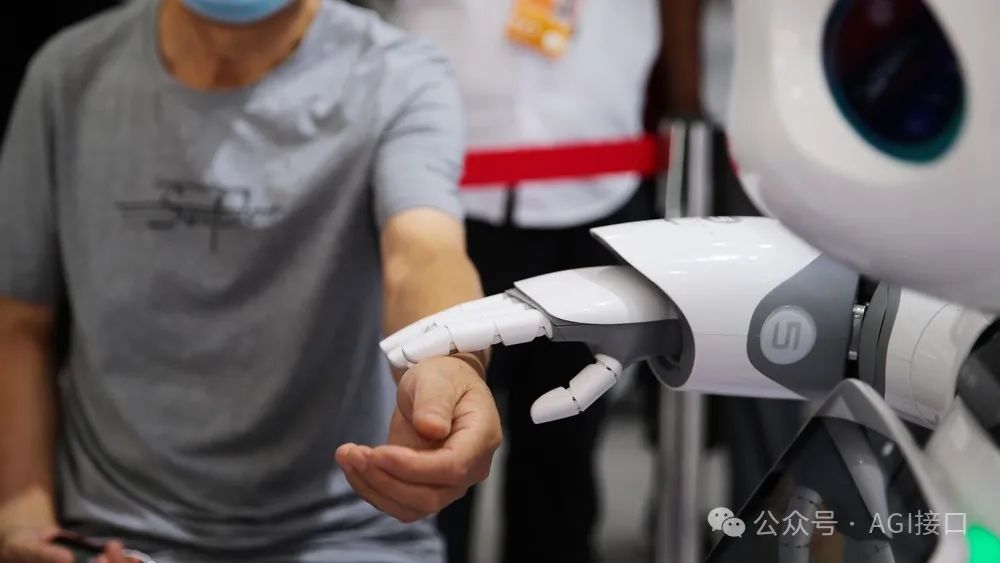 赛博中医大师已经开始为你把脉了