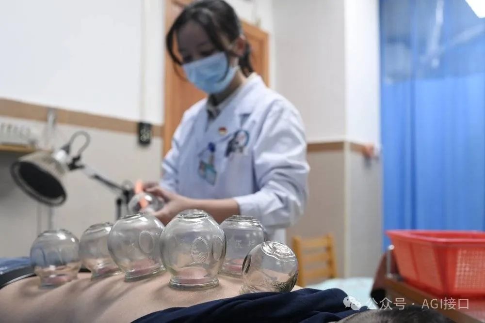 赛博中医大师已经开始为你把脉了