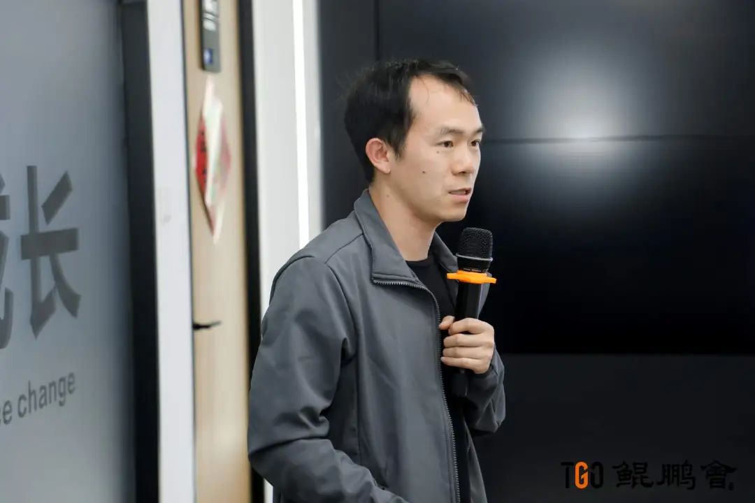 滴滴滴DeepSeek！三场活动金句已送达：DeepSeek is a Feature，not a Product