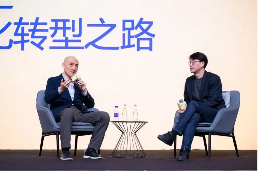 让 AI 做 AI 擅长的事,让人更像人
