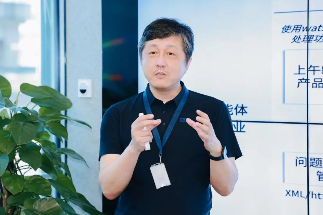 “AI实验时代结束”:IBM重构企业级AI的未来蓝图