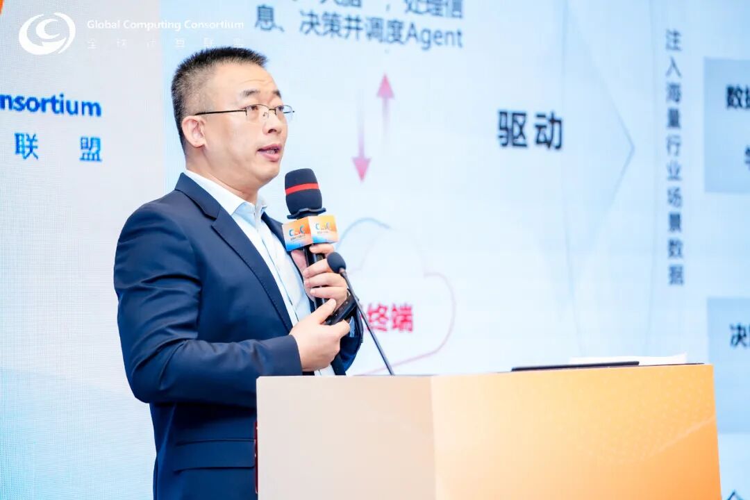 火了大半年的Agent，还能整出啥新花样？