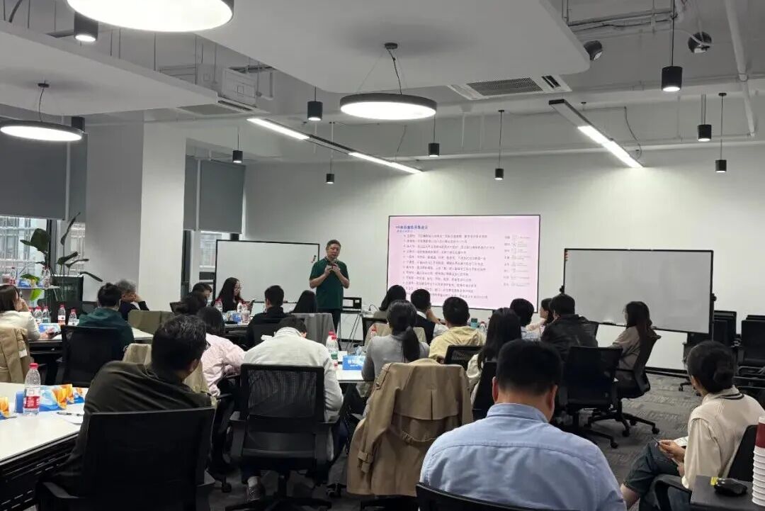 AI如何重塑共享服务中心？这场名企HRSSC闭门会交出这样答卷