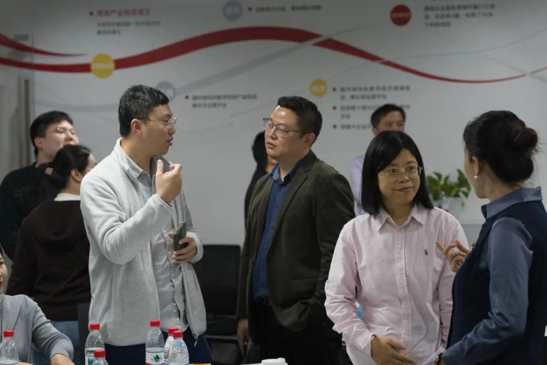 AI如何重塑共享服务中心？这场名企HRSSC闭门会交出这样答卷