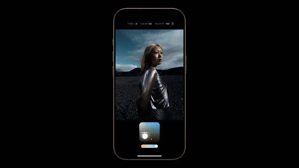 苹果刚刚发布史上首台 AI iPhone，最大亮点是按键