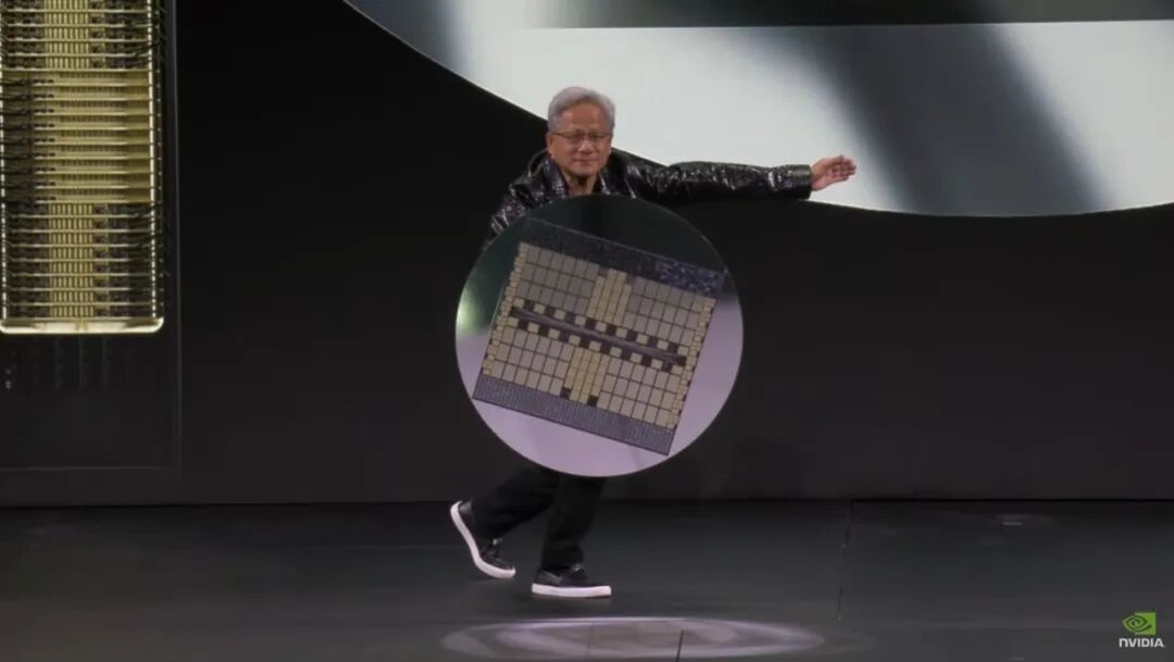 黄仁勋CES 2025演讲全文实录
