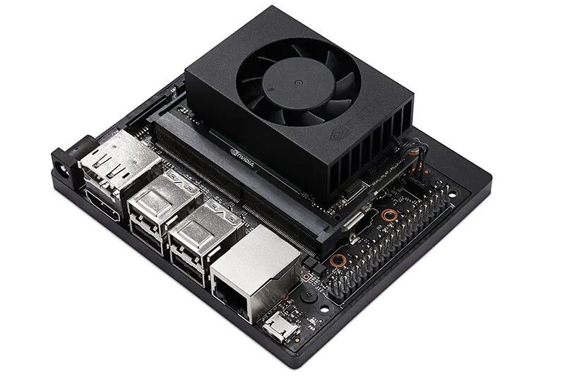 Jetson 引爆 DeepSeek 边缘 AI？