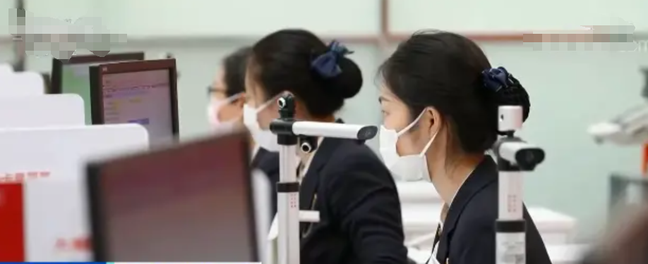 当 AI 客服给企业省下 70% 成本，普通人如何分一杯羹？