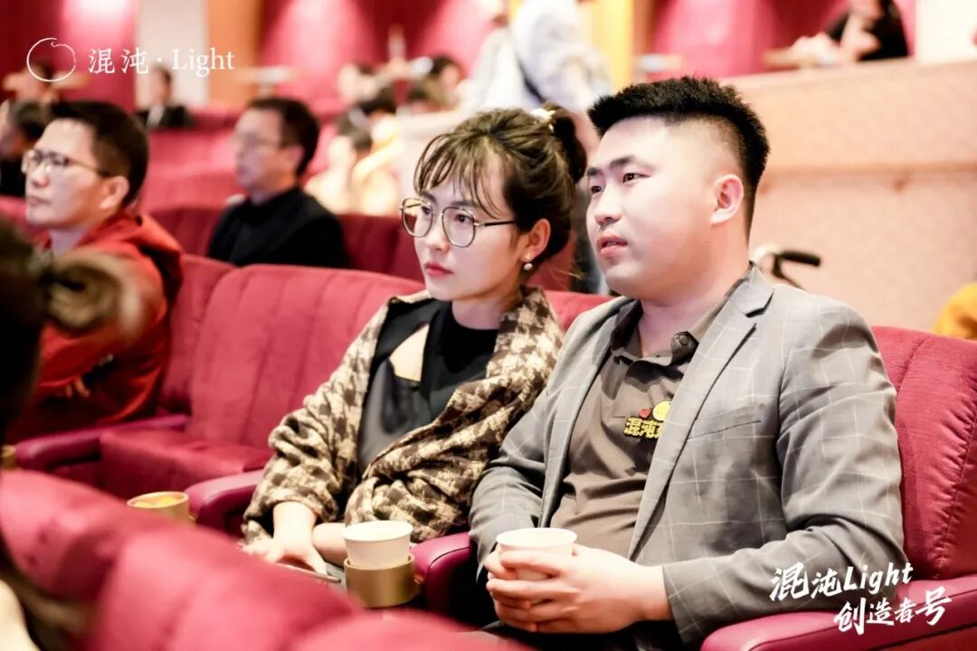 全面智能化战略一年整，钉钉如何重塑工作方式？